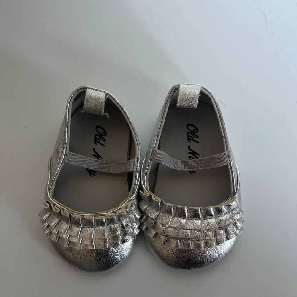 Bundle- toddlers size 3 and 1 dress shoes - Picture 6 of 10
